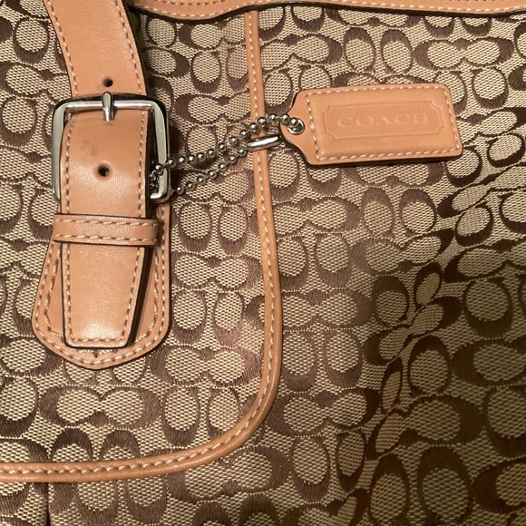 Coach duffle bag with removable crossbody strap - Picture 3 of 12